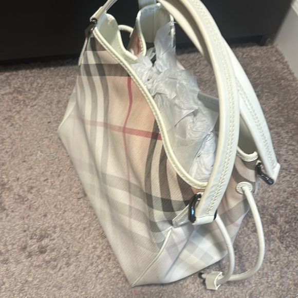 Burberry handbag - Picture 3 of 7